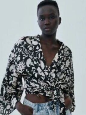NWOT Zara Tie-Front Crop Top In White, Black, Turquoise. Long Sleeve Deep V-Neck